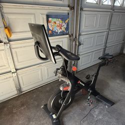 Peloton Bike 