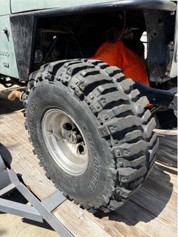 37 Inch Super Swamper Boggers