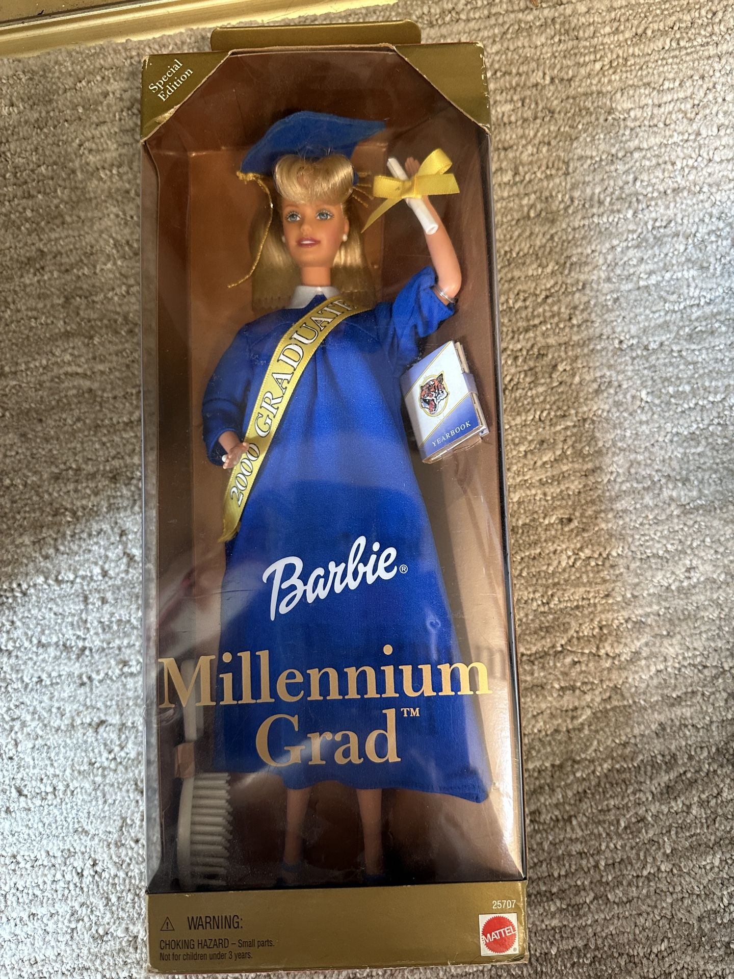 Barbie Special Edition Millennial Grad