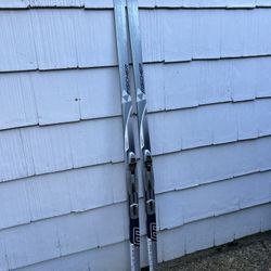 Fischer Voyager Crown 174cm  Nordic Cruising  Skis With Rottefella NNN Bindings