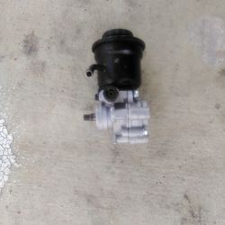 Power Steering Pump With Resivour New Used Rebuilt From 1999 Toyota Tacoma 