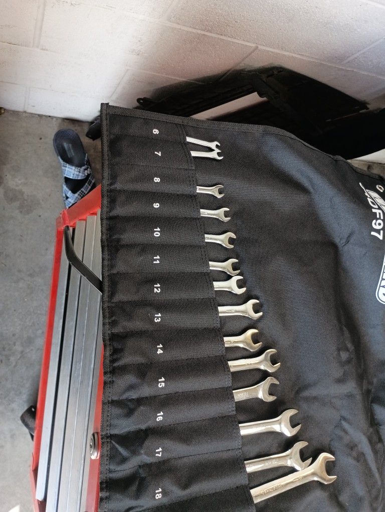 6-24 Inch Double End Wrenches( Open And Boxed End) Not Used