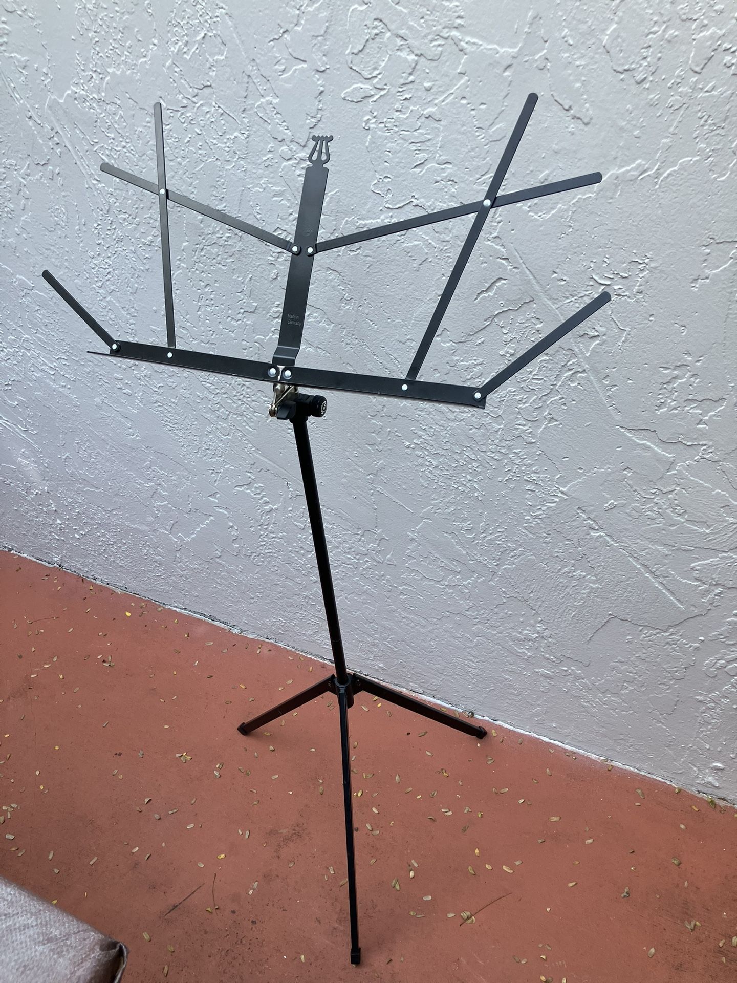 K&M Sheet Music Stand