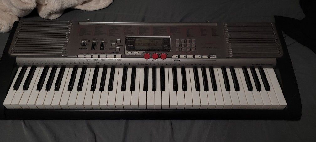Casio LK-230 Keyboard