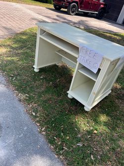 Free Computer Desk