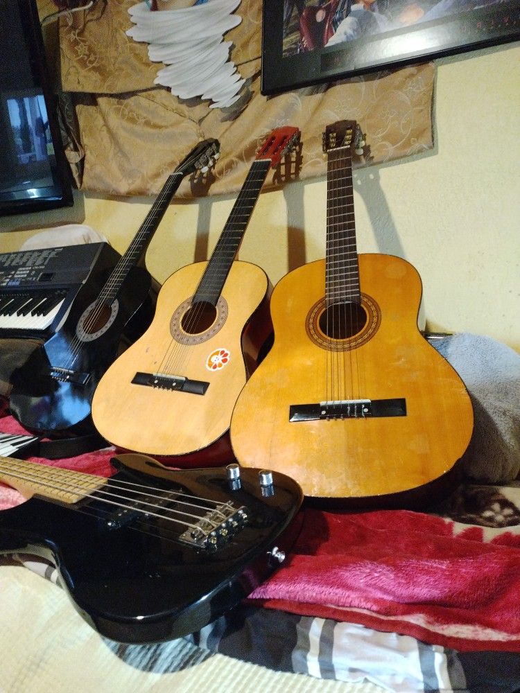 Musical Instruments E Guitars & Violins