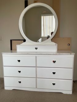 Palliser Twin Bed Set with Nightstand Dresser, & Twin Mattress, a dinosaur-patterned Box Spring. OBO