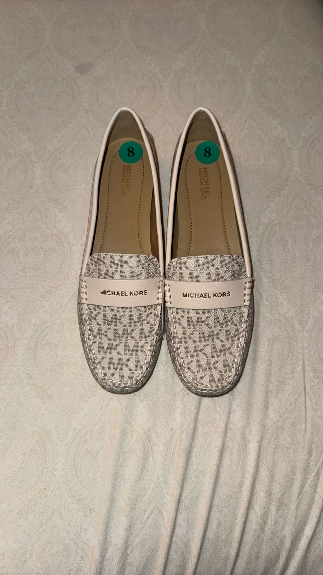 New Michael Kors Loafers Size 8