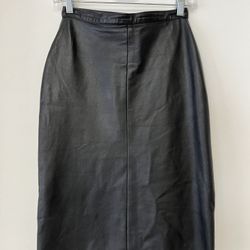 skirt, genuine leather. size S or 5-6