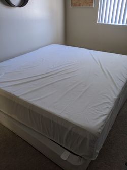 CA King bed and Box Spring. Great Condition!
