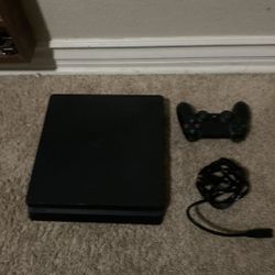 Sony PS4 Console 