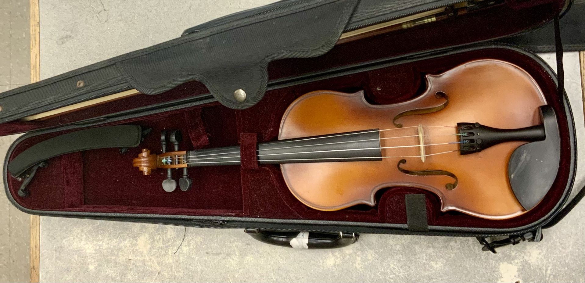 Mendini By Cecilio Violin Acoustic Musical Instrument Entry Level Beginner Bow Rosin Wood Strings Bridge Tone Music Sound Live Performance Hobby