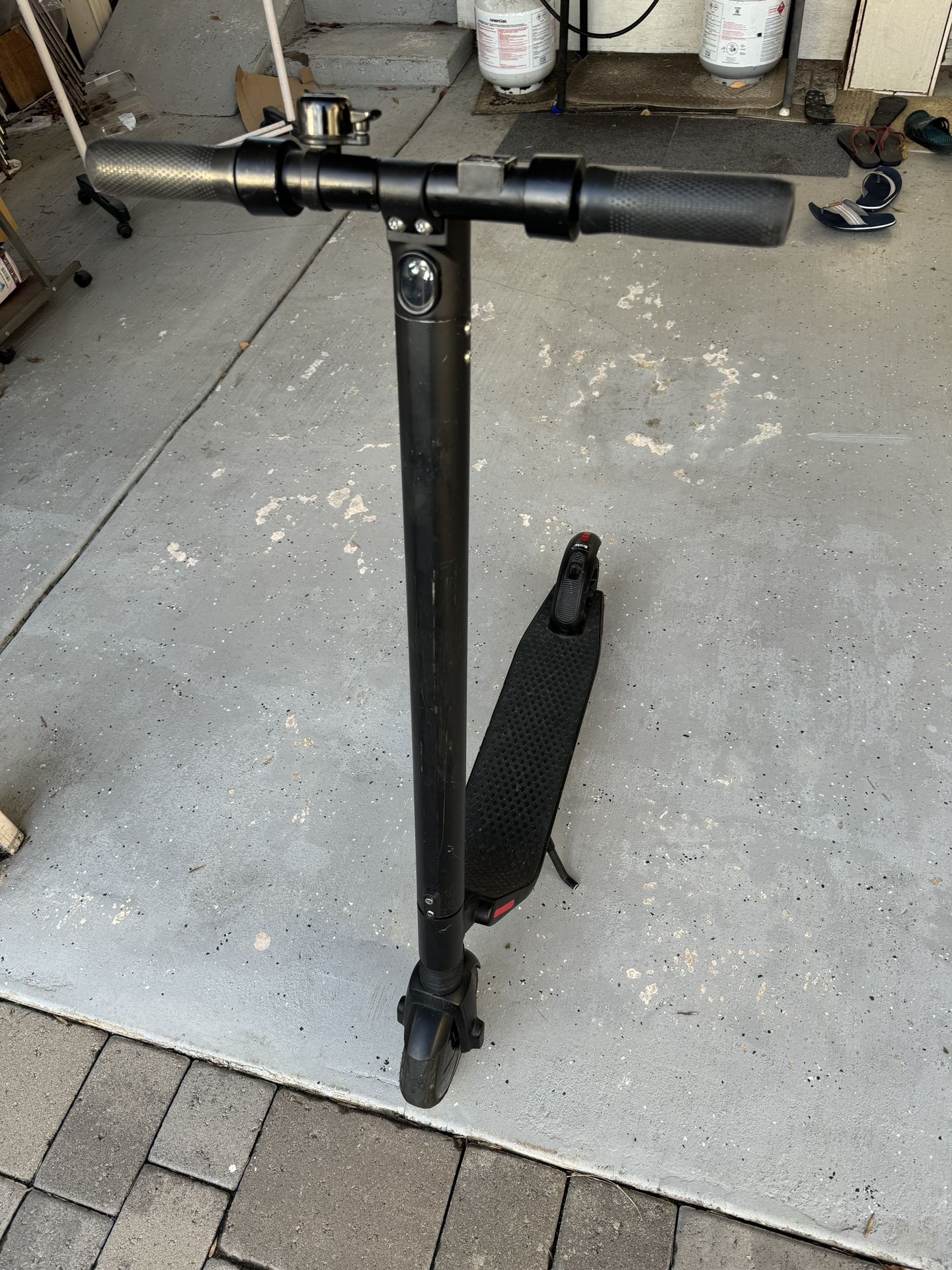 Segway Ninebot KickScooter ES2 Electric Scooter