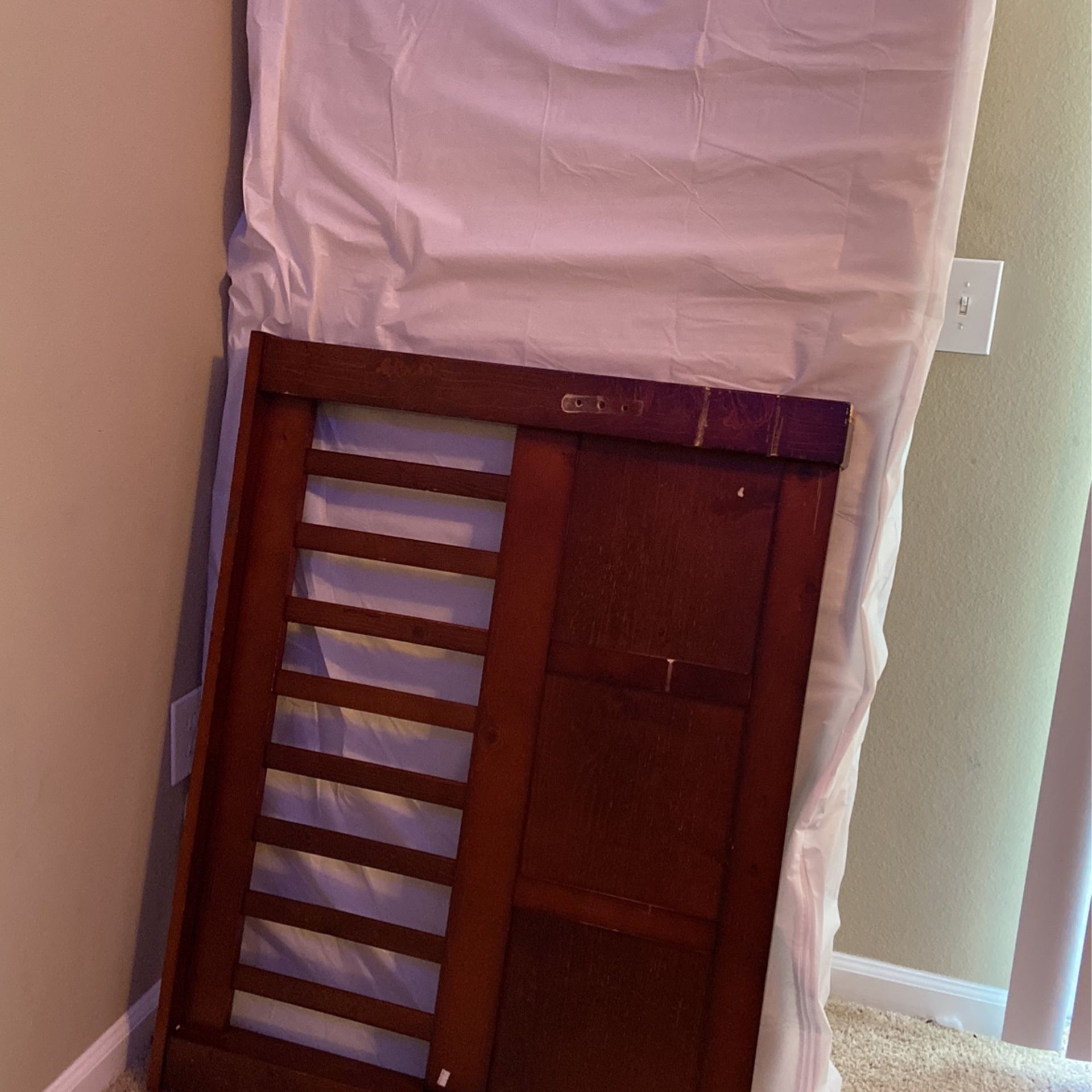 Wood Bunk Bed 