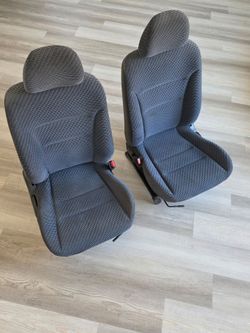 Honda seats
