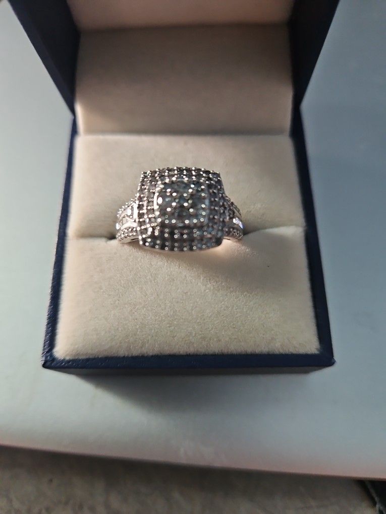 Cushion Cut Diamond Designer Ring
