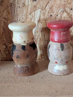 Salt shakers