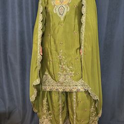 beautiful Indian/ Pakistani dress for wedding 