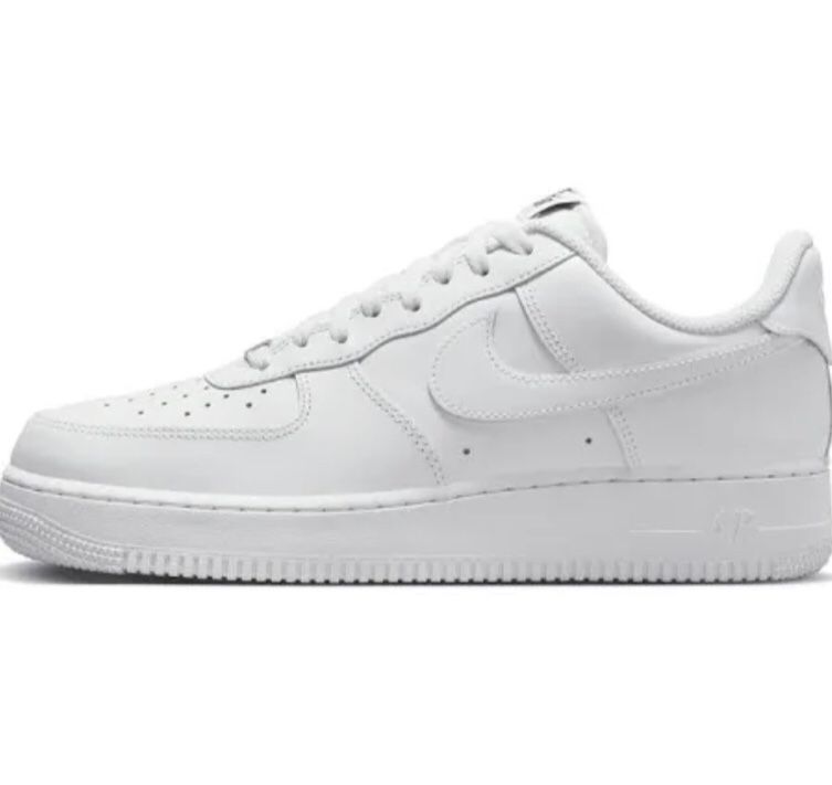 Women’s Size 8 Air Force 1