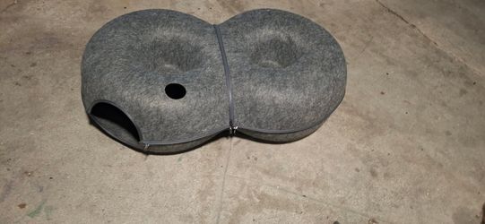 Cat tunnel donut bed