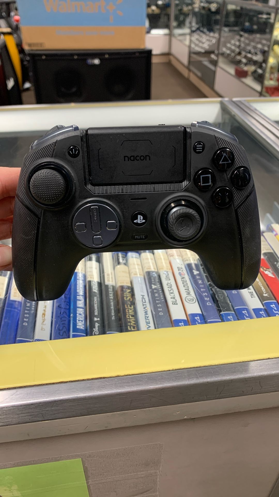 Nacon Revolution Pro 5 Controller 65405-1