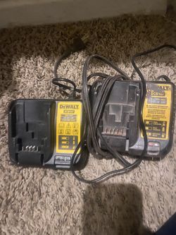 Charger Dewalt