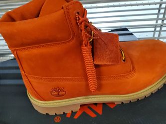 Brand new Timberland size 5y