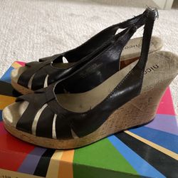 Nicole Wedge Sandals Size 7