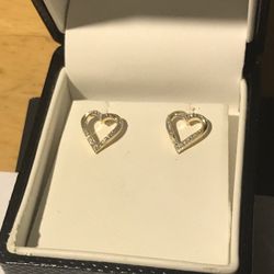 Valentines Day Is Almost Here !!!!!  Brand New Diamond Hearts ear Rings … Because You Love Her!!!!