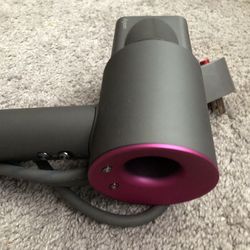 Dyson Hair Dryer With One Attachment
