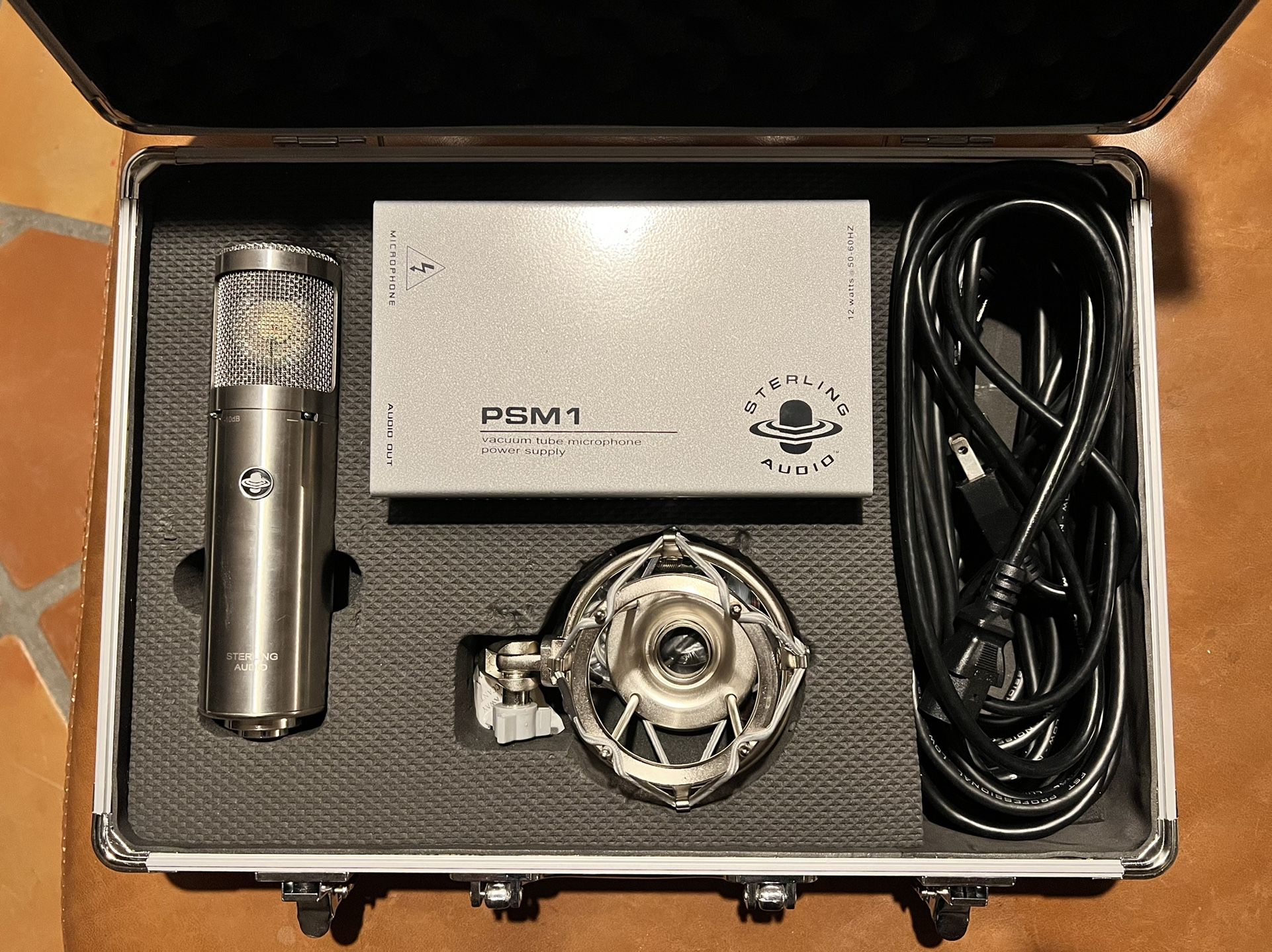 Sterling ST69 Tube Condenser Microphone
