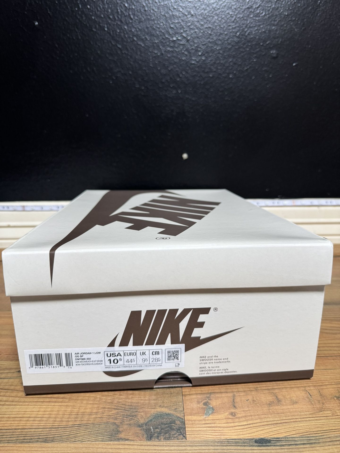 Jordan 1 Retro Low OG SP Travis Scott Velvet Brown