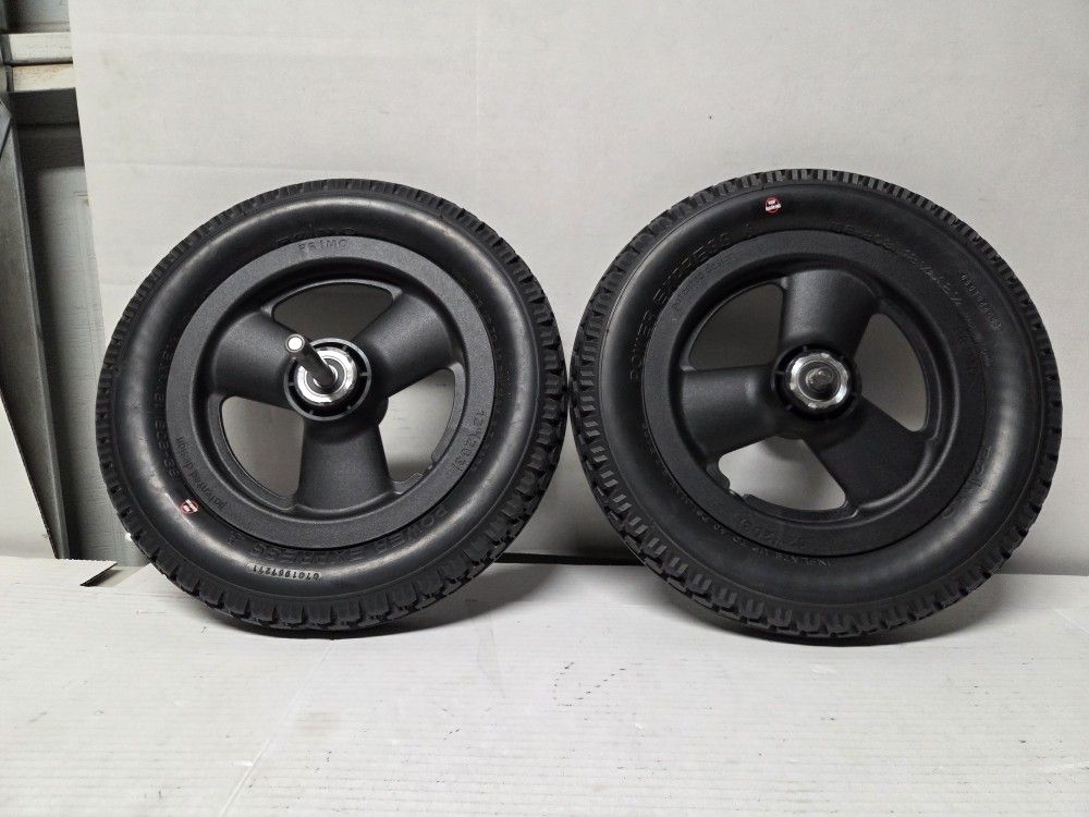 Primo Power Express C628 pneumatic mobility tire on a wheel Quick Release Axle