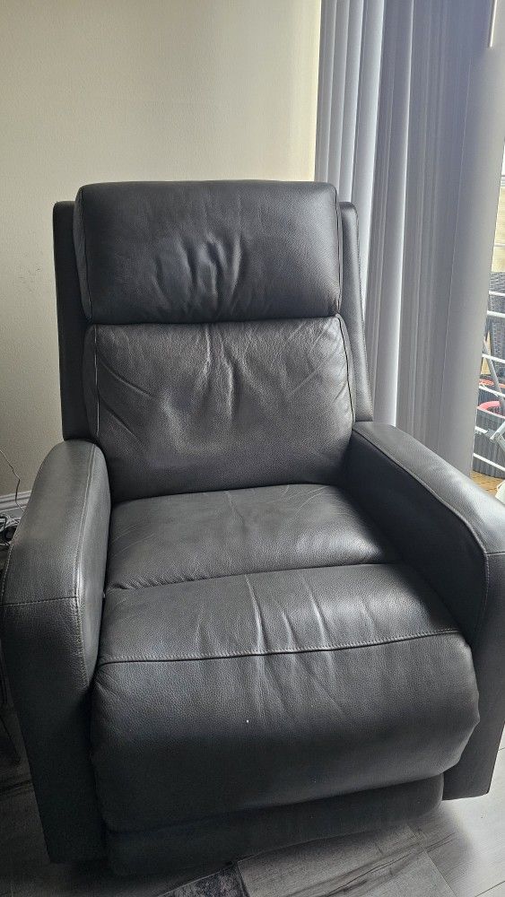 Recliner Chair