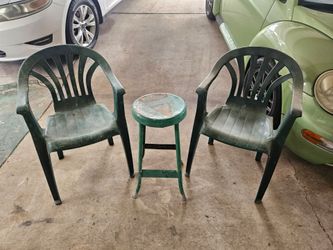 Clothes carrires, nike duffle bag, nice relaxing pillow,  2 chairs and stool