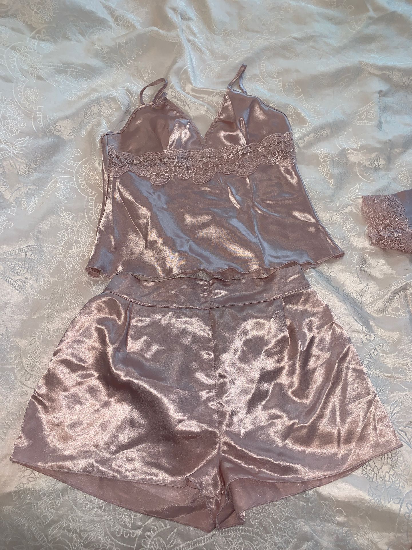 Pajama/nightgown