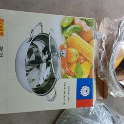 Hot Pot W/ Divider