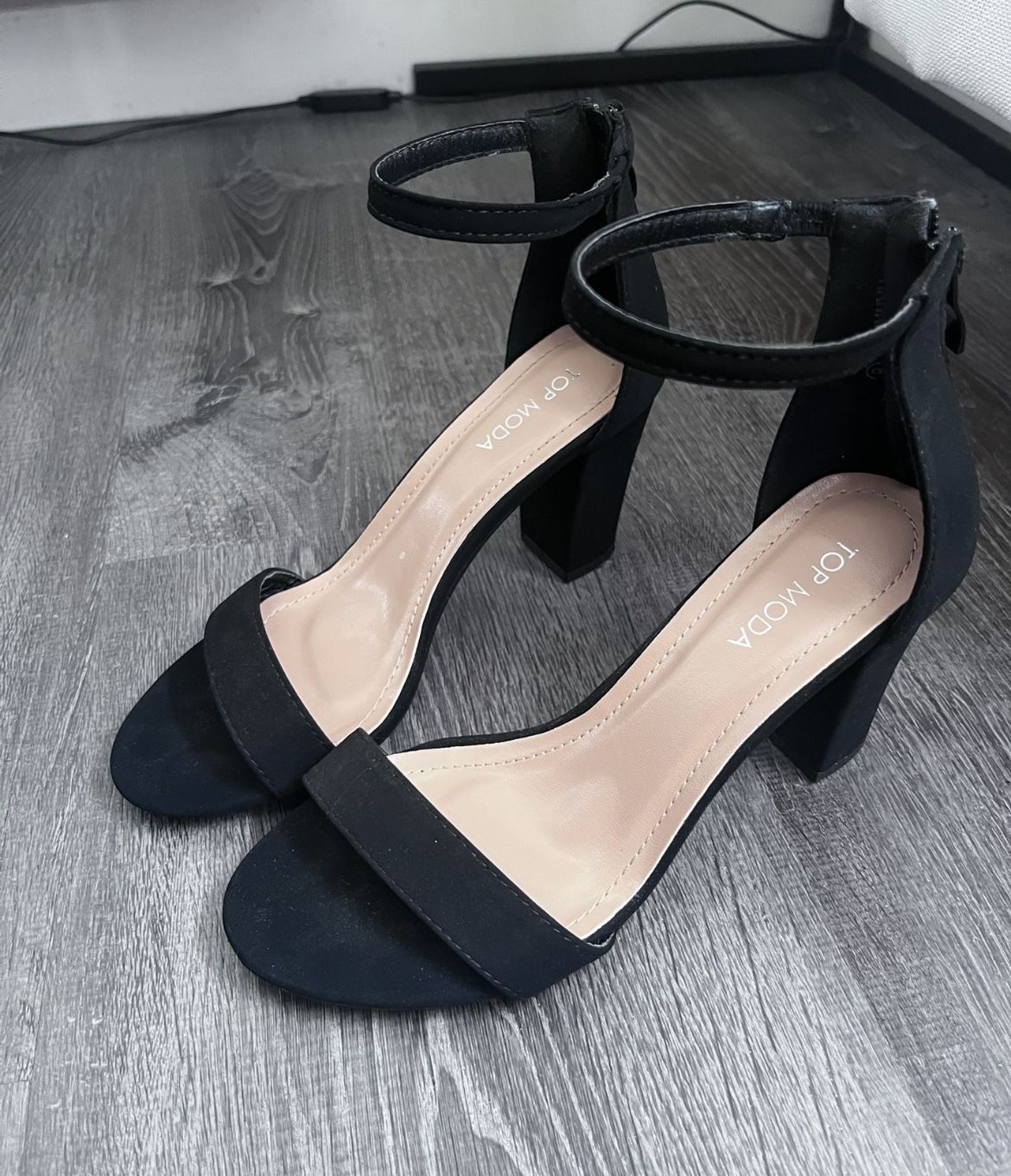 Black Suede Open Toe Heels Size 8
