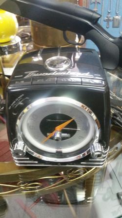 Thunderbird clock radio