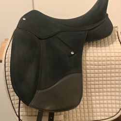 Wintec Isabel Dressage Saddle 