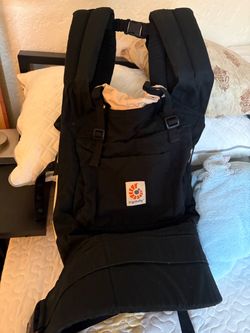 Ergobaby baby carrier