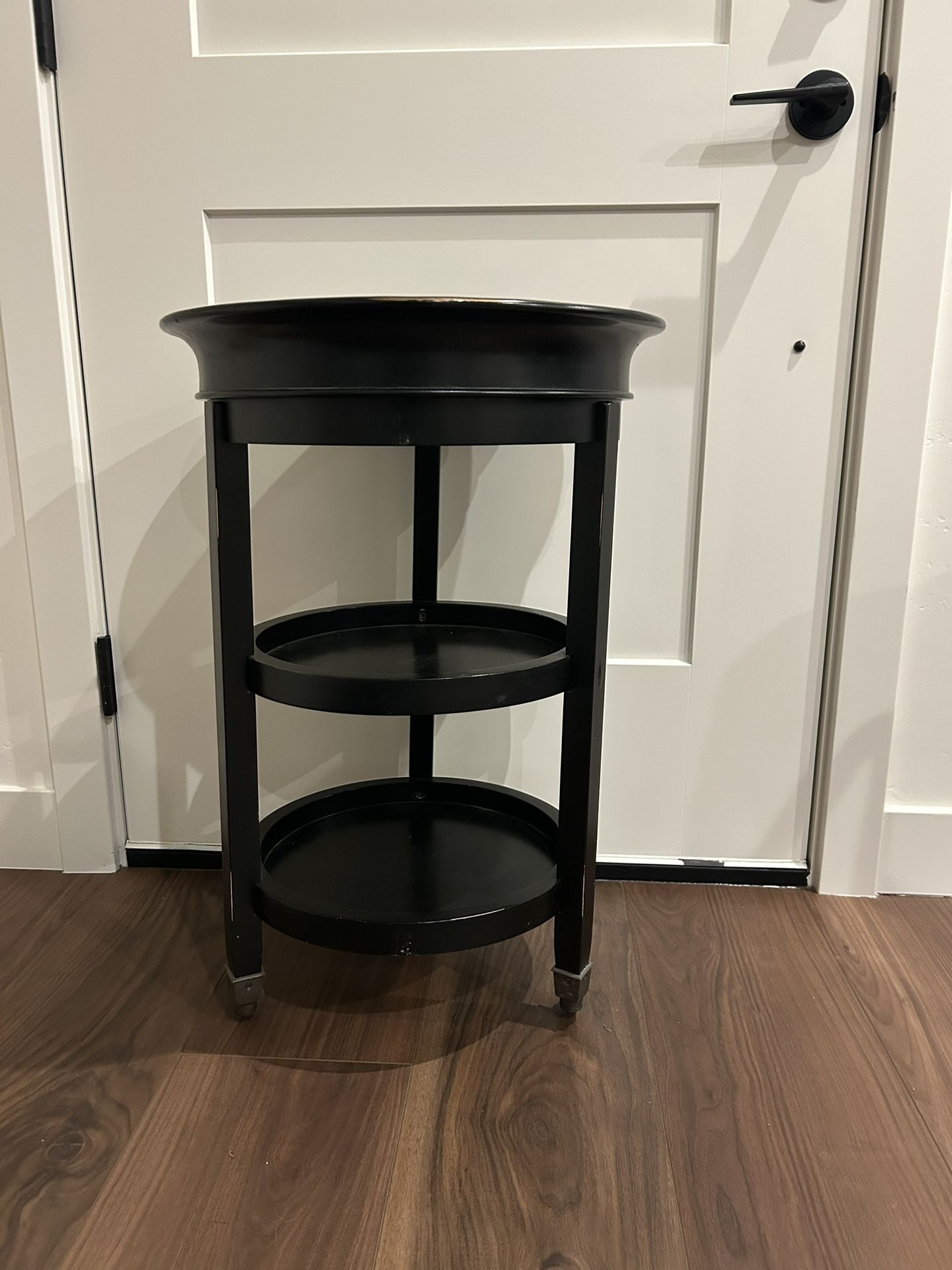 End/Side Table