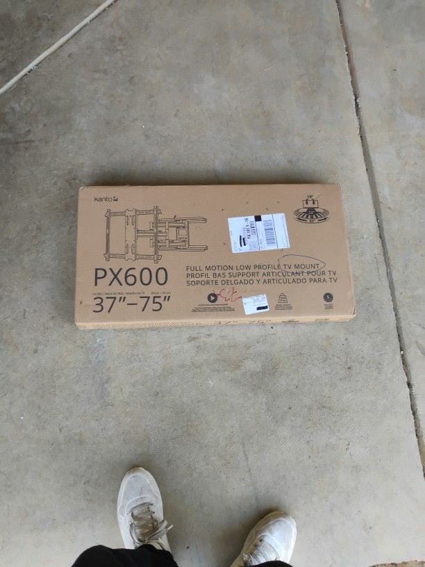 Kanto PX 600 37" - 75" Full Motion TV Mount