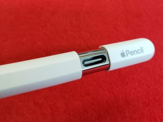 Apple Pencil USB-C - A3085 - White - Working for Sale in