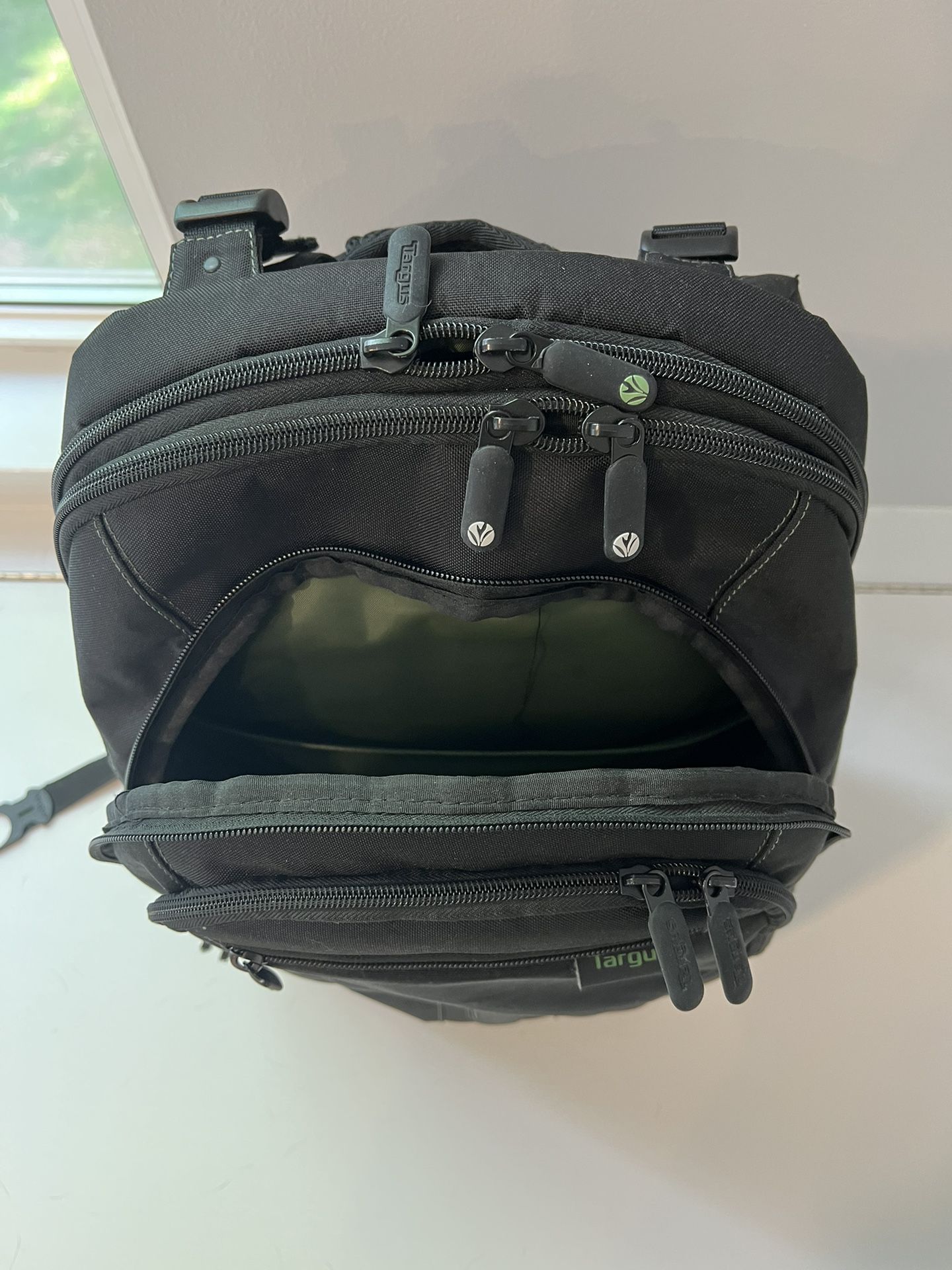 Targus Black And Green Backpack/Laptop Holder