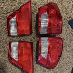 2012 Jeep Grand Cherokee Tail Lights 
