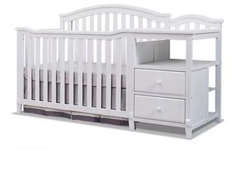 Sorelle Berkley 4-in-1 Convertible Crib and Changer in White