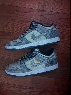 Nike dunks size 10