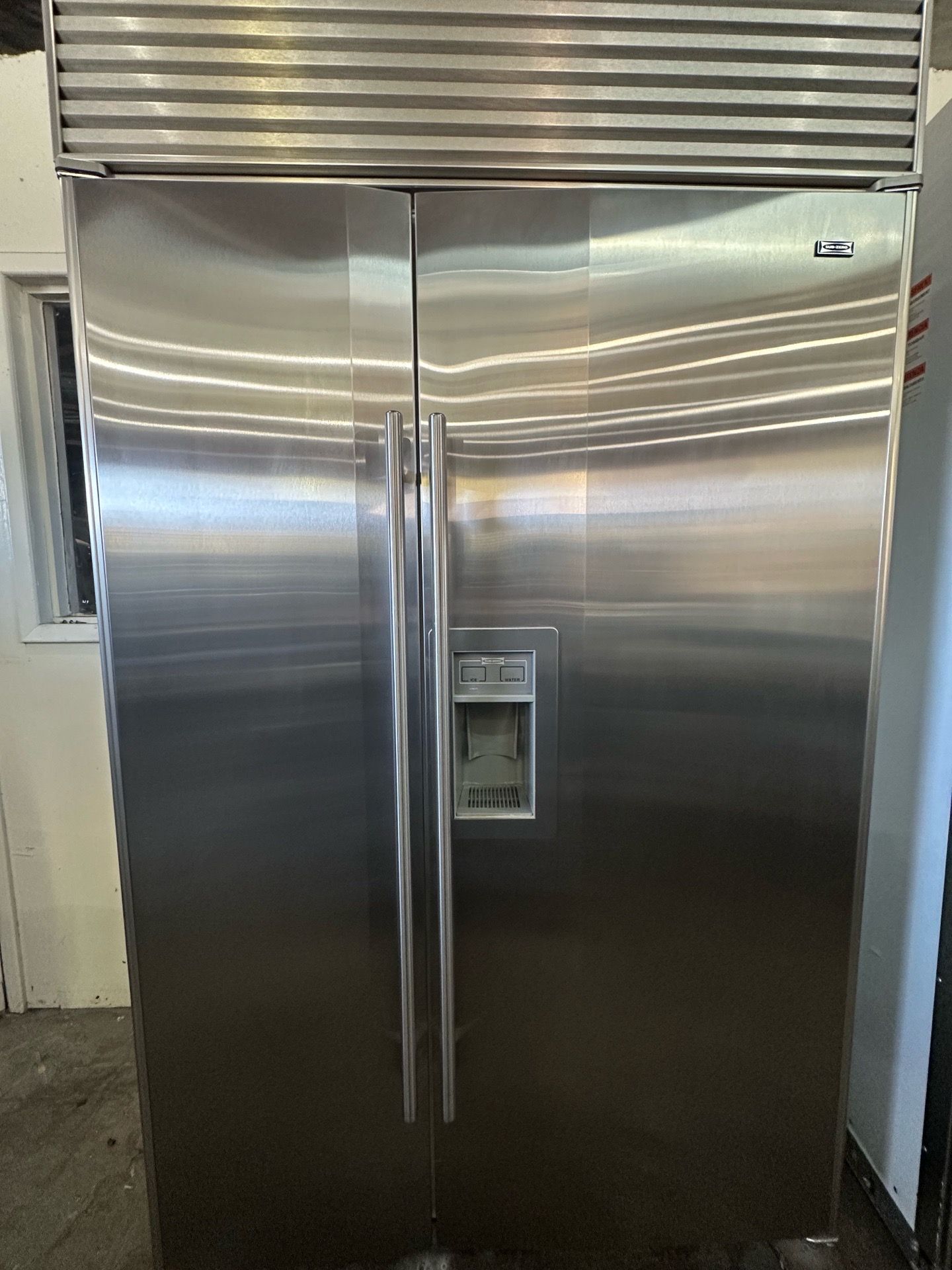 48’inch subzero refrigerator
