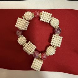 Girls white beads bracelet